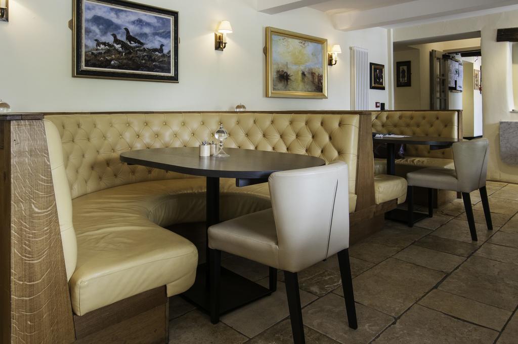 Shireshead The Fleece Inn מראה חיצוני תמונה